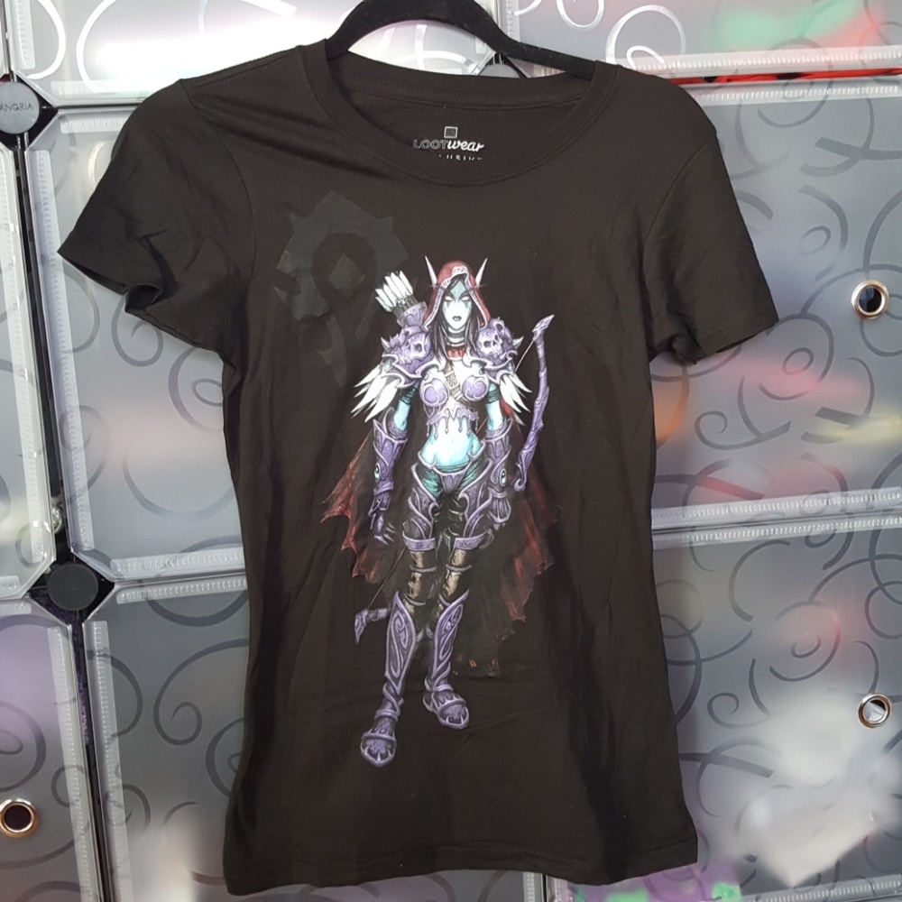 Exclusive World of Warcraft LOOTWEAR shirt